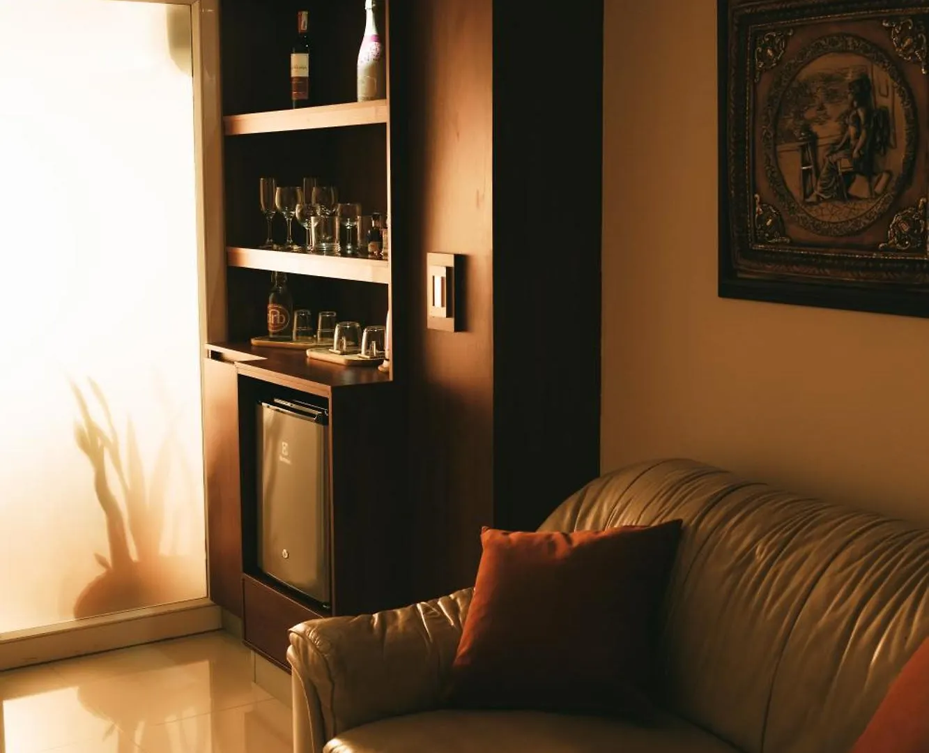 Drb Suites Cali 4*,