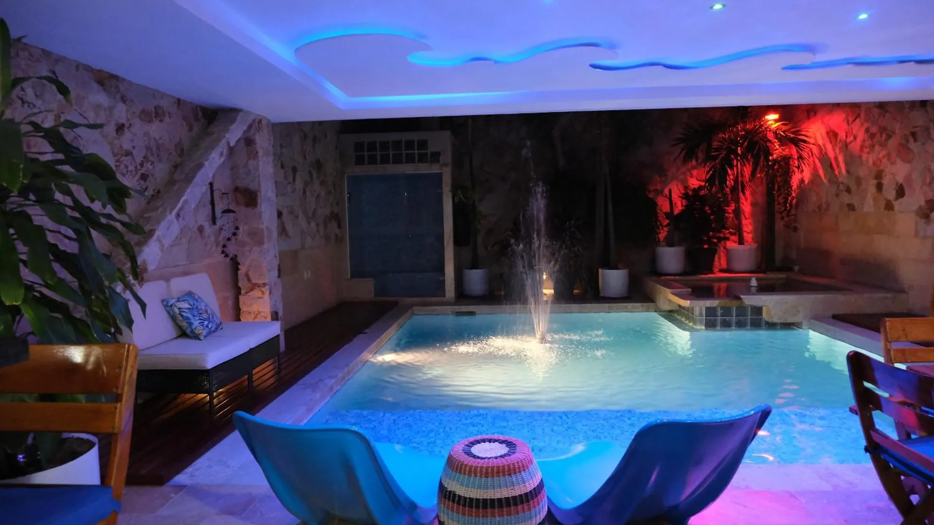Drb Suites Cali